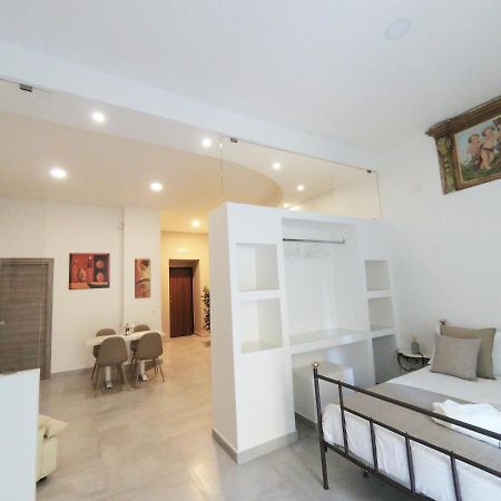 Questo Rinascimento Casa Brigitte Nápoly Kültér fotó