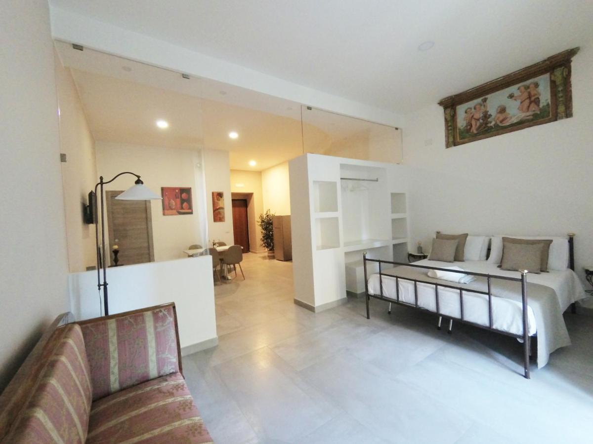 Questo Rinascimento Casa Brigitte Nápoly Kültér fotó