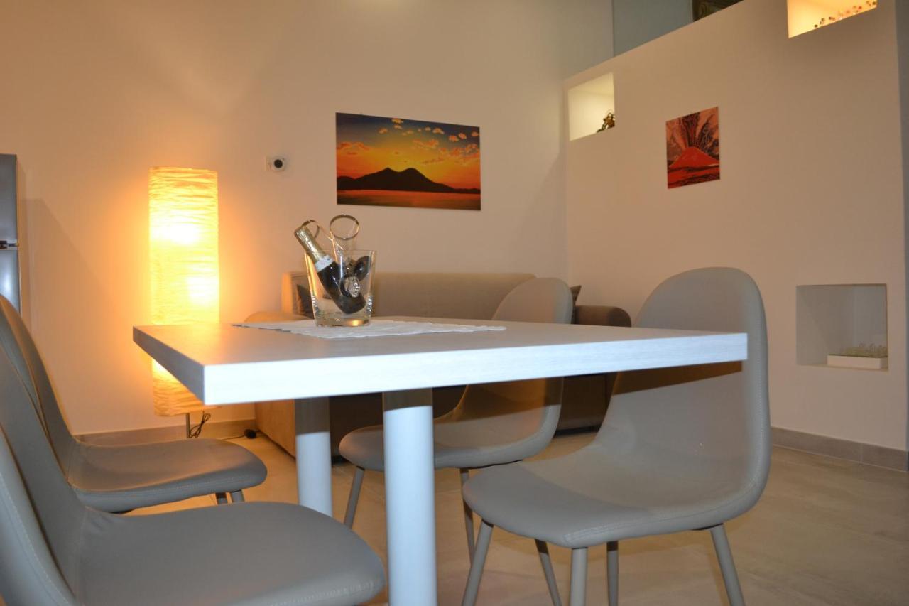 Questo Rinascimento Casa Brigitte Nápoly Kültér fotó