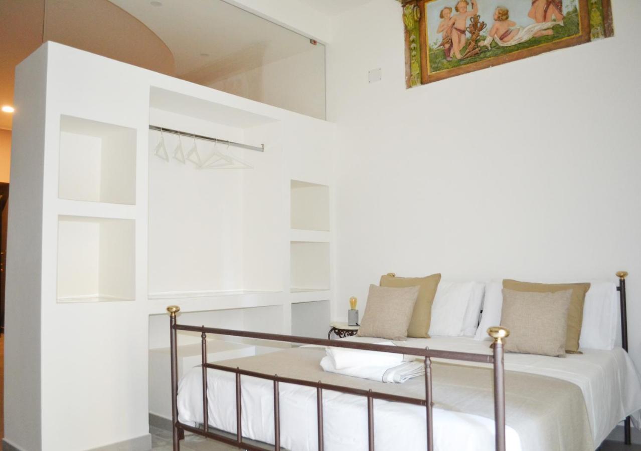 Questo Rinascimento Casa Brigitte Nápoly Kültér fotó