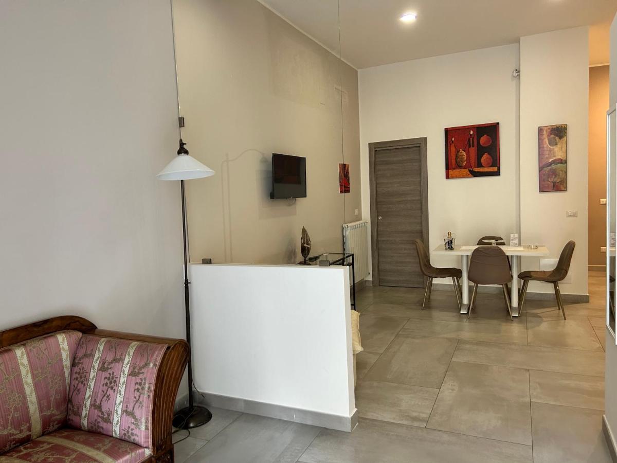Questo Rinascimento Casa Brigitte Nápoly Kültér fotó