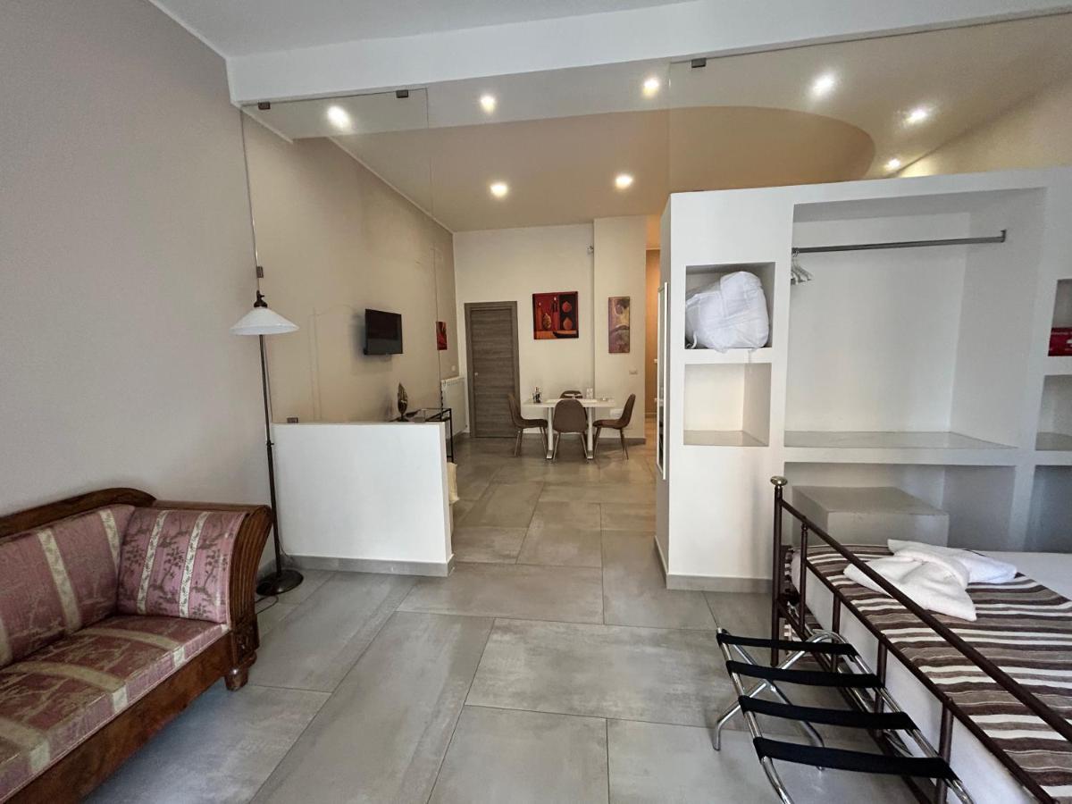 Questo Rinascimento Casa Brigitte Nápoly Kültér fotó